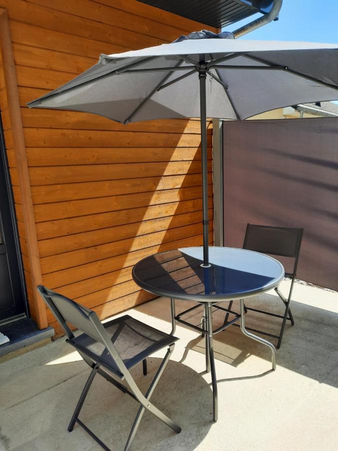 Chalet A L'Oree Du Bois Avec Parking Tournavaux Buitenkant foto